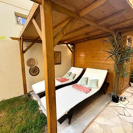 Tatil Evi Provencal House, Sea Side, Private Parking