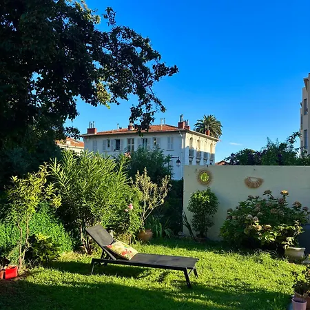 Tatil Evi Provencal House, Sea Side, Private Parking *